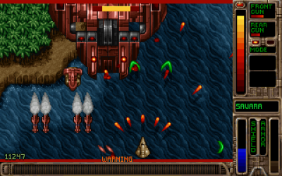 Screen ze hry Tyrian 2000