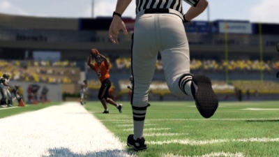 Screen ze hry NCAA Football 13