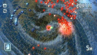 Screen ze hry Super Stardust Portable