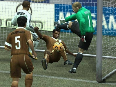 Screen ze hry FIFA Soccer 07