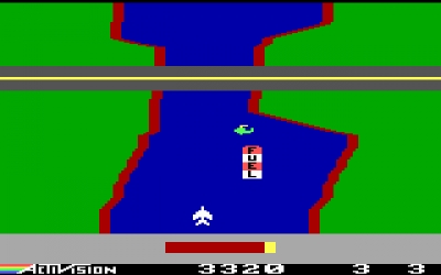 Screen ze hry River Raid