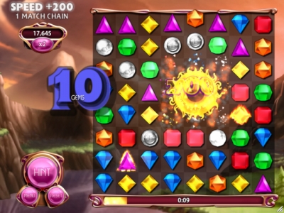 Screen ze hry Bejeweled Blitz