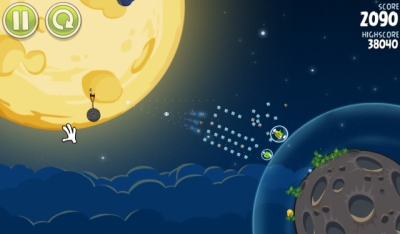 Screen ze hry Angry Birds Space