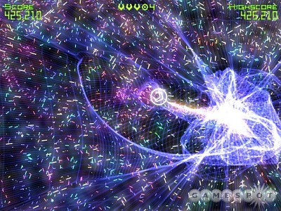 Screen Geometry Wars: Retro Evolved